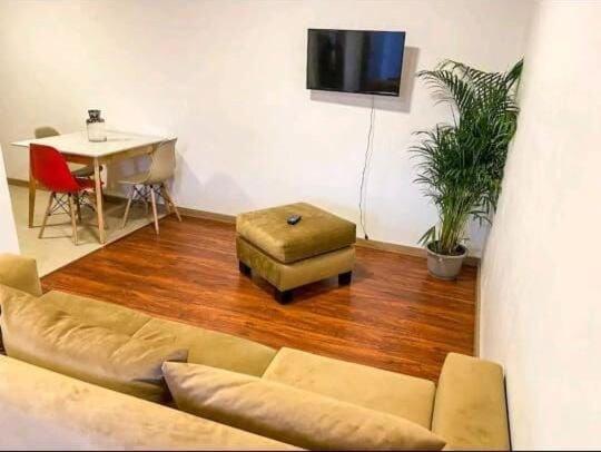 Suites Amobladas Cuenca Centro エクステリア 写真